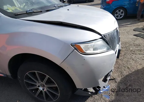 2015 Lincoln Mkx z USA, uszkodzony, nr VIN 2LMDJ6JK5FBL33335